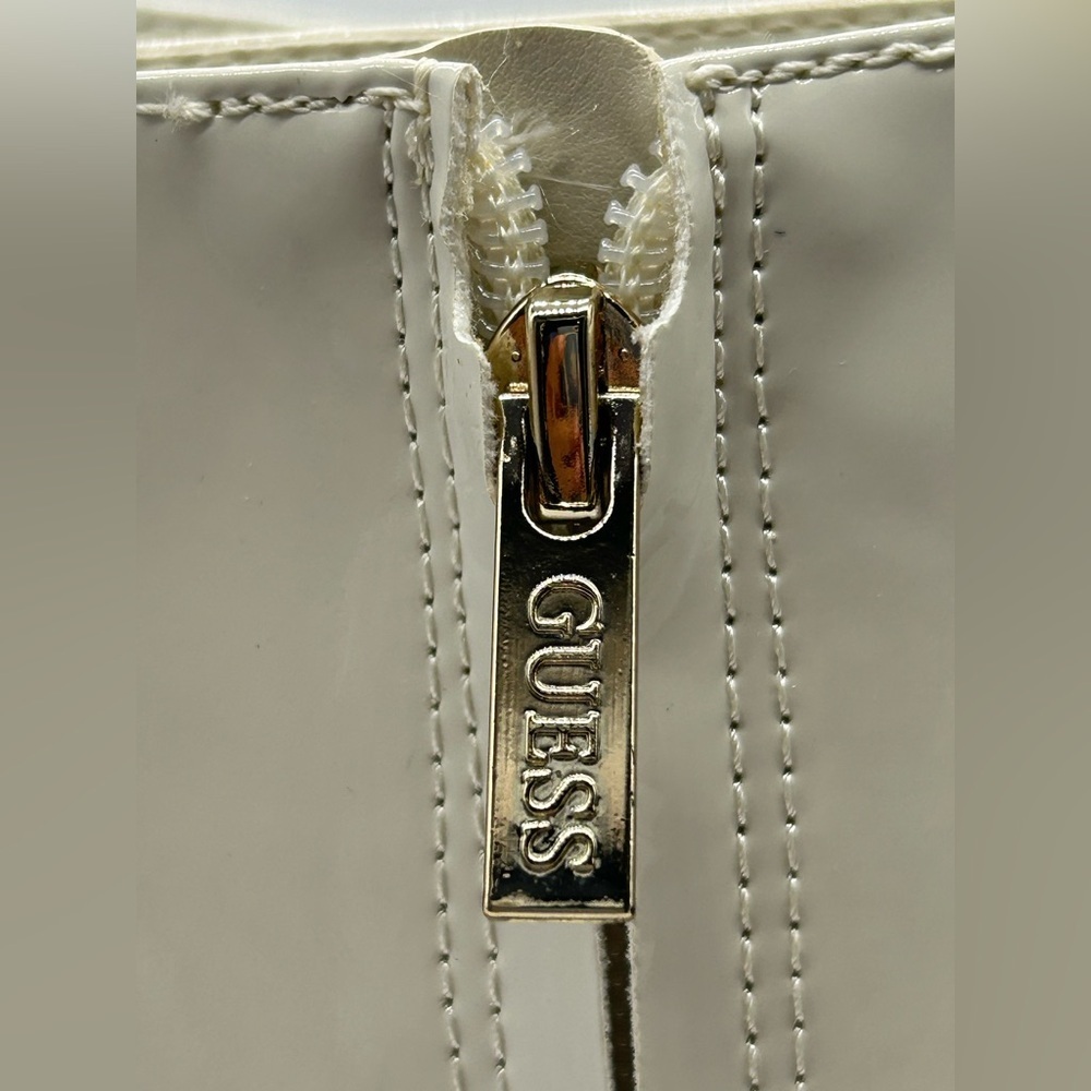 Guess BYRA Platform Block Heel Women’s Ankle Boots Ivory Patent, Size 9.5M NWB - Picture 10 of 12